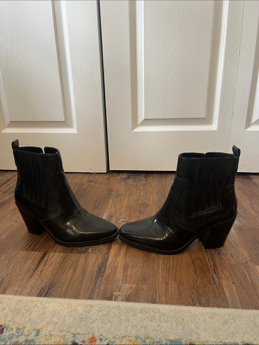 Black Women's Textured Leather Ankle Boots